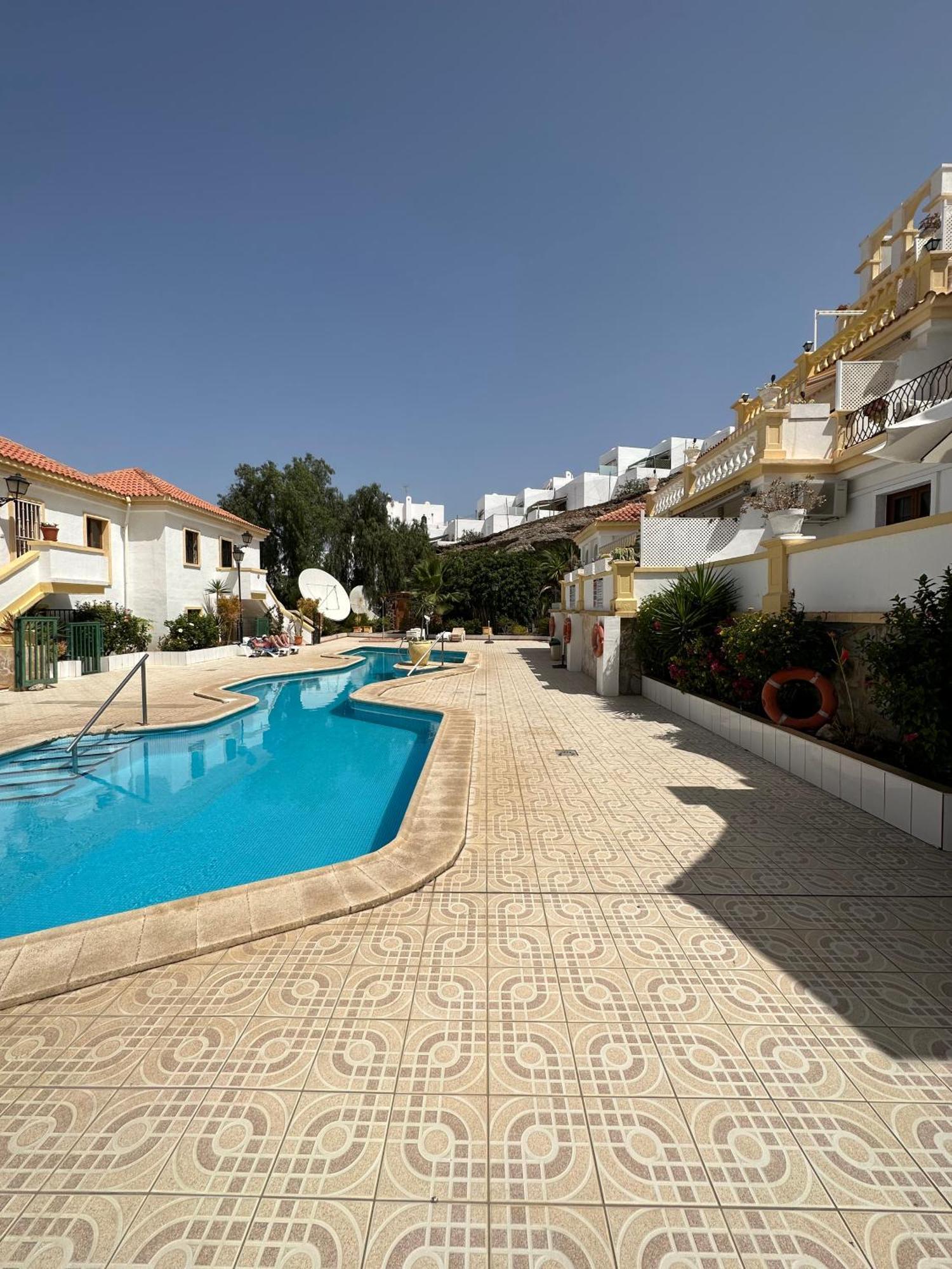 Windsor Park Spacious Apartment In Costa Adeje Exterior photo